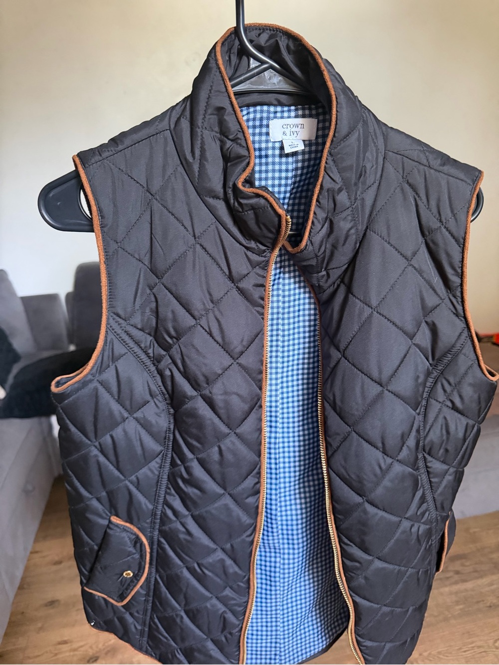 crown & ivy Black Quilted Vest with Tan Piping